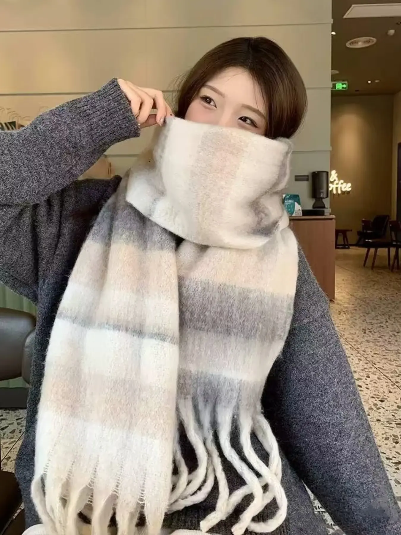 Women's Colorblock Striped Scarf, Soft Plush Fringe Long Scarf, Warm Thick Knit Winter Accessory, Stylish Fall & Winter Fashion, Neckscarf
