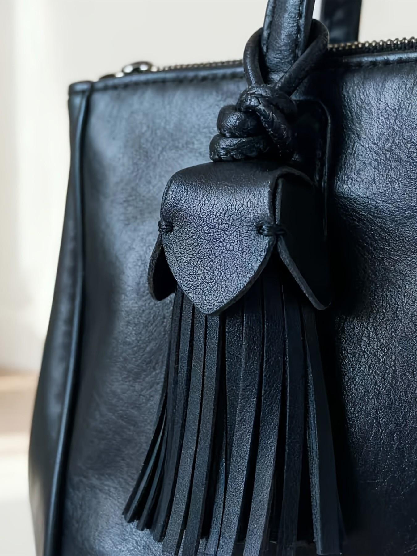 Simple Fashion PU Leather Tassel Bag Charm, Keychain Accessory for All Seasons, Casual Plain Design, Perfect Holiday Gift