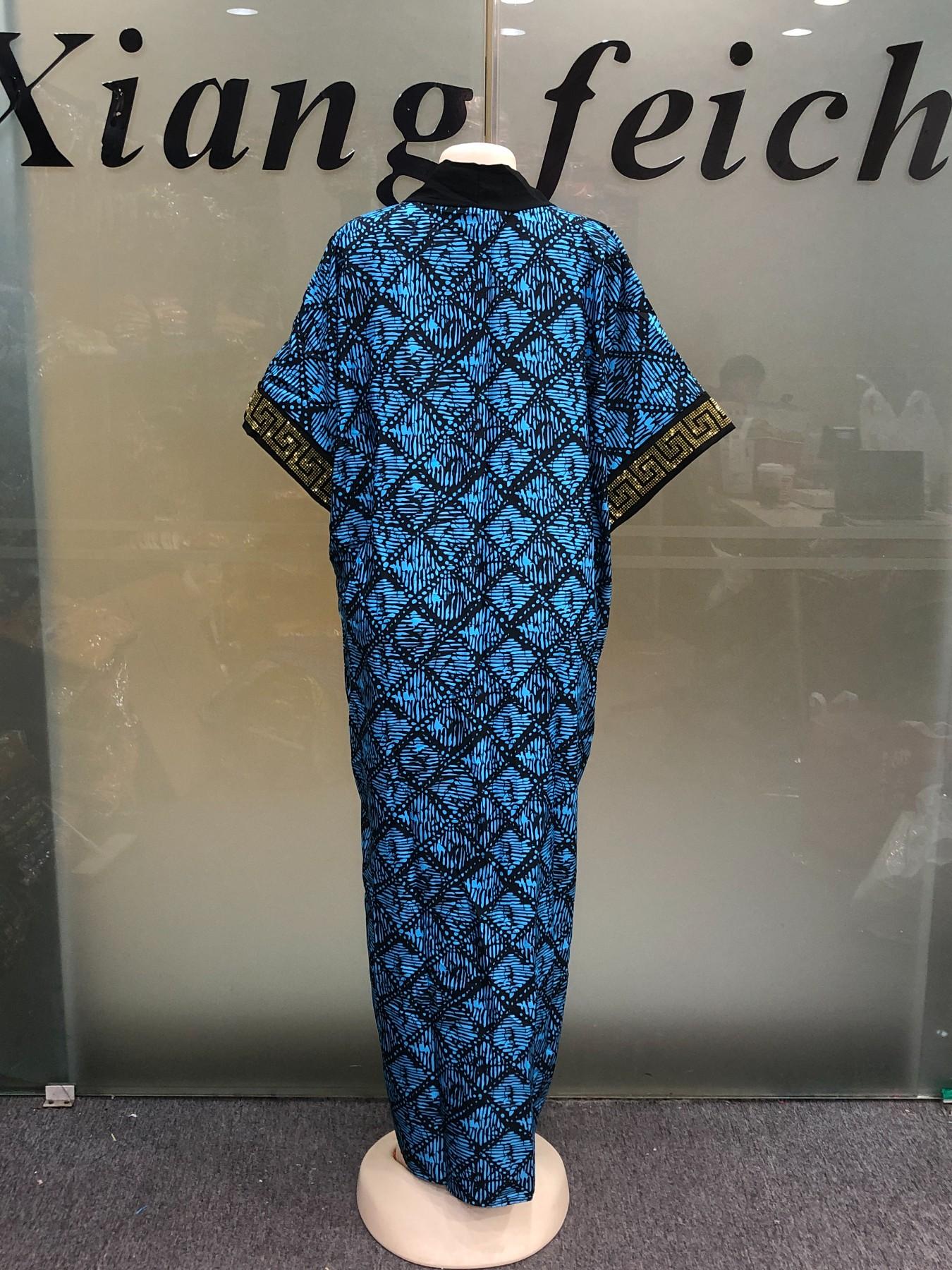 Plus Size African-Style Kaftan Dress for Women, Geometric Print Ethnic Loose V-Neck Boubou with Pockets for Casual Boho Chic Party Wear, Comfortable and Stylish