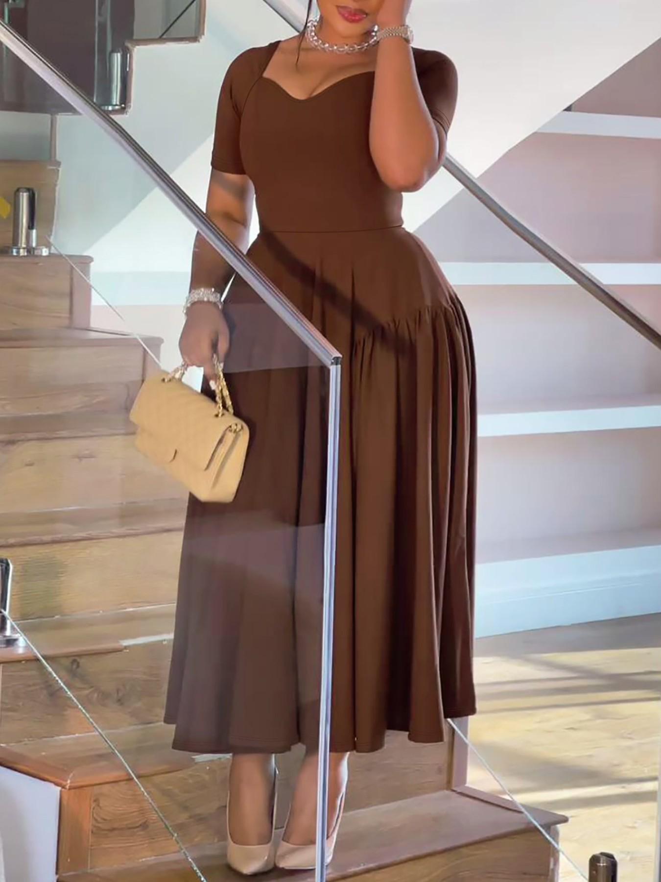 Plus Size Square Neck Heart Collar Short Sleeve Fitted Waist A-Line Midi Dress, Elegant Slimming Long Dress for All Seasons