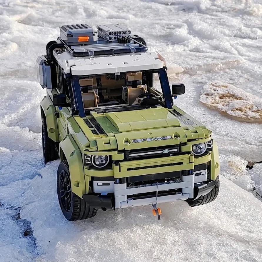 Technic  Defender 42110  Technic Building Kit Off-Road SUV Model 2573 Pieces  1:8 Building Set Detailed Engine Replica Gift for Adults & Teens Car Model Building Set Off-Road Vehicle Building Toy for Boys & GirlsCollectible