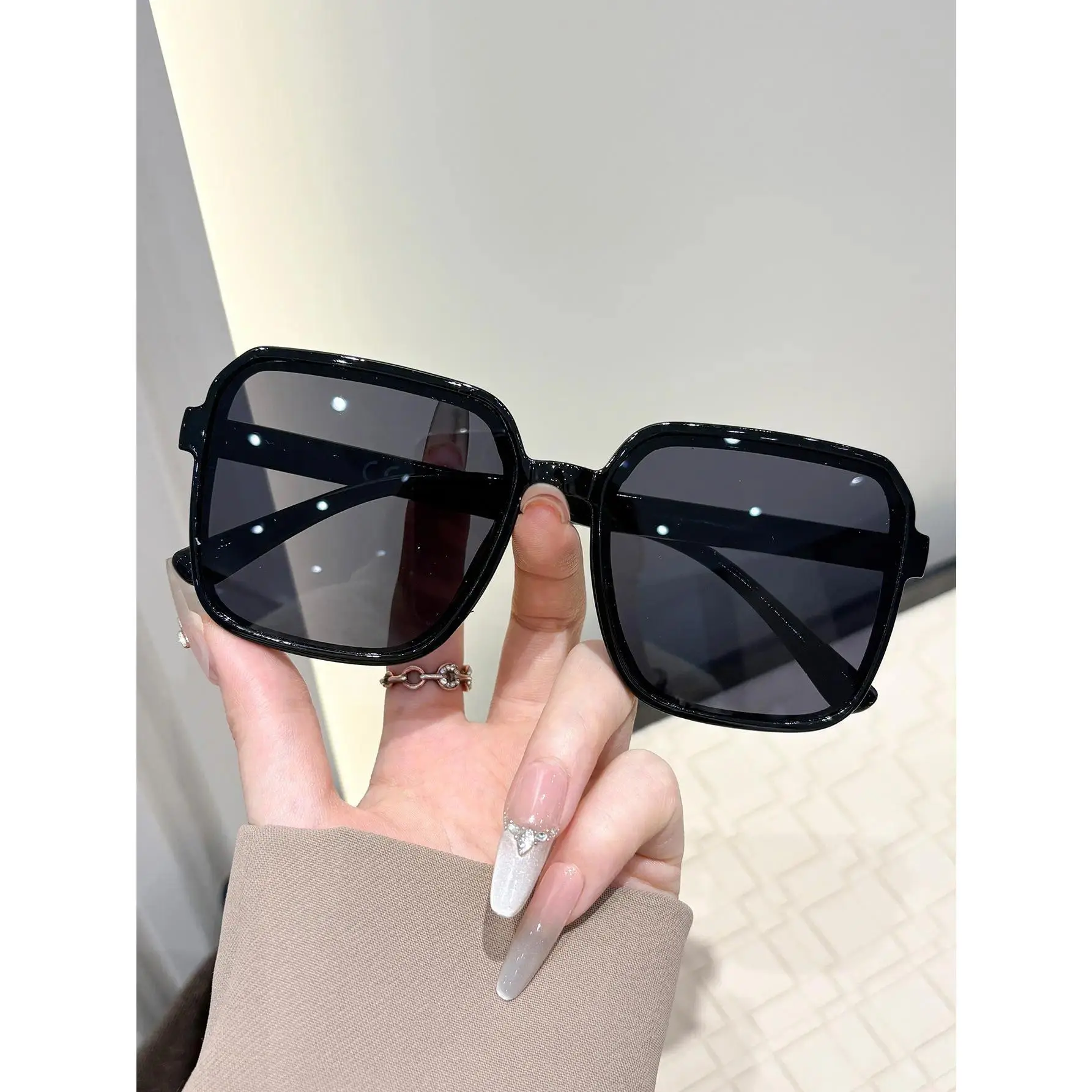 SH97139-Black Frame Grey Sheet
