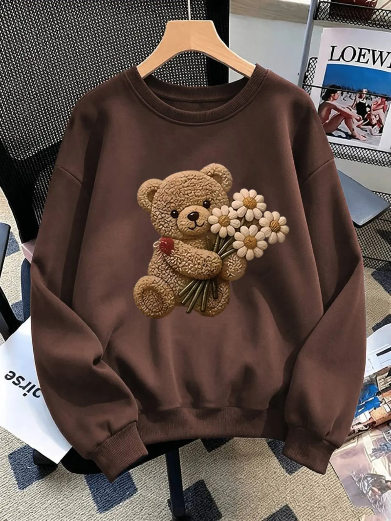 Bear Print Round Neck Long Sleeve Women's Sweatshirt, Casual Fashion Pullover, Soft Comfortable Fabric, Fall Winter Wear