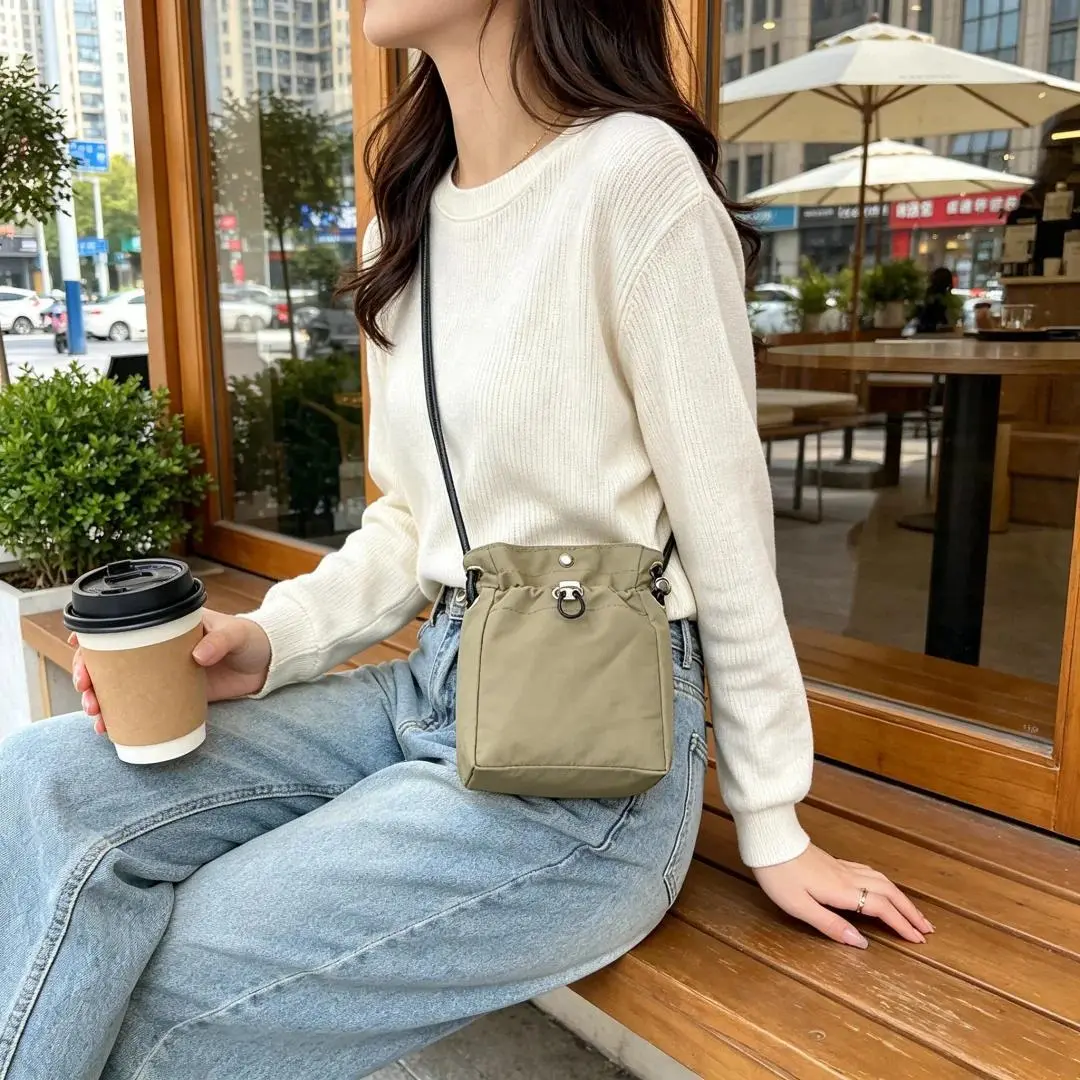 Drawstring mini phone crossbody bag, simple small shoulder bag with thin strap, suitable for shopping, key holder, versatile cro