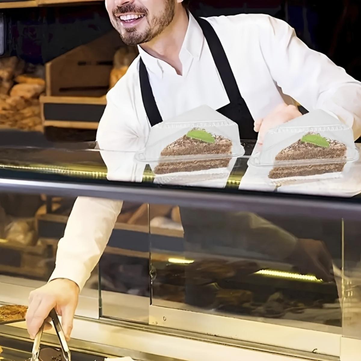 100pcs Transparent Triangle Dessert Packaging Boxes, Disposable Plastic Cake Containers for Sandwiches, Mousse, Crepe Cakes, Pastries and Sweets, Perfect for Bakery Takeout, Afternoon Tea Treats and Dessert Display