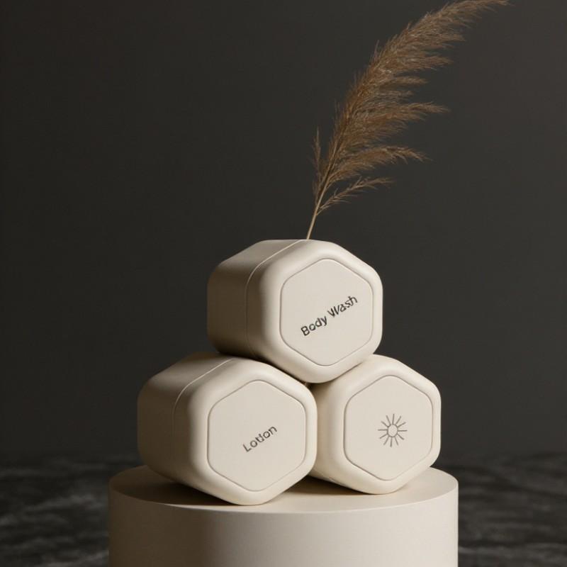 Travel Essentials Capsule Set, Portable Wash & Care Products, Compact Travel Capsules, Ideal for On-The-Go Use, Easy-To-Carry Containers