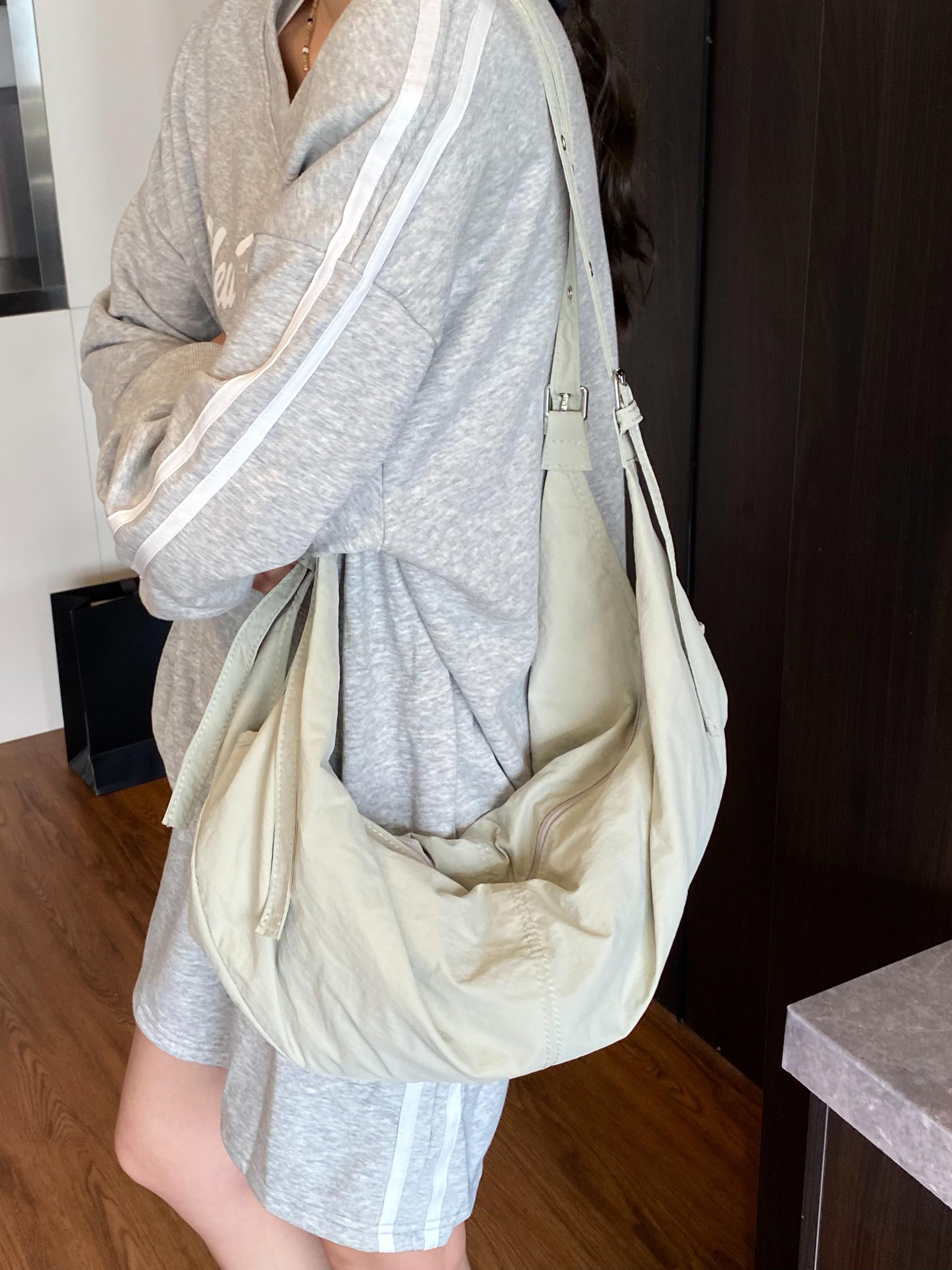 Women's Nylon Hobo Bag, Waterproof Large Capacity Shoulder Bag, Casual Lightweight Design, Ideal for Shopping and Daily Use