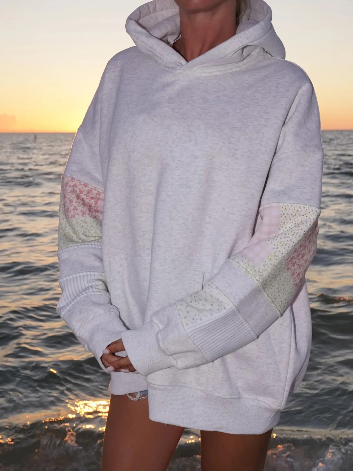 Women's Patchwork Floral Print Loose Fit Hoodie, Casual Pullover Sweatshirt, Comfortable and Stylish, Perfect for Daily Wear, Printed Hoodies