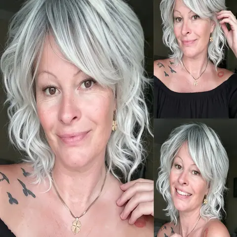 Women's Short Wavy Synthetic Material Wigs, Synthetic Fiber Wig, Light Silver Color Roots, Tips, Natural Daily Wear, Synthetic Wavy Hair
