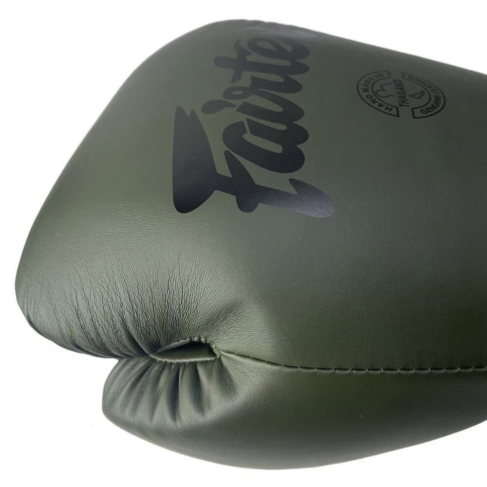Breathable Boxing Gloves 8oz-16oz, Comfortable Durable Punching Bag Training, Muay Thai Mma Fighting Gear, Ideal for Sparring & Heavy Bag Workouts, Boxing Equipment for Training