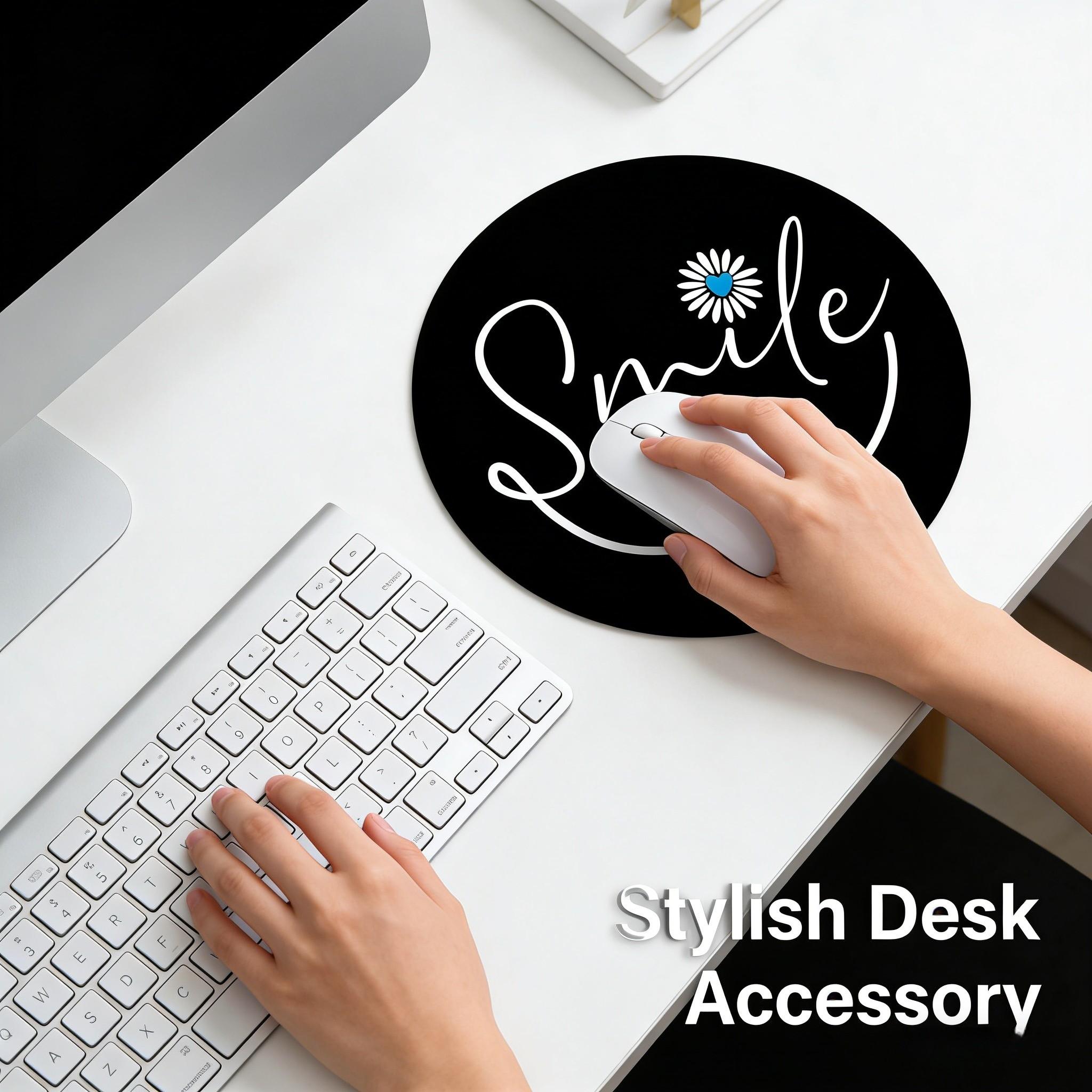 Fashionable Daisy Round Mouse Pad, Non-Slip Rubber Base, Small Desktop Mat for PC/laptop, Gaming/mouse Pad, Gift for Women, 7.87 Inches