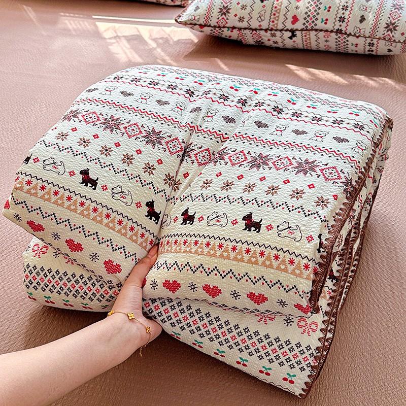 YHFYHF Nordic Style Lightweight Summer Quilt, Breathable Polyester Fiber Blanket, Ideal for Bedroom & Dormitory