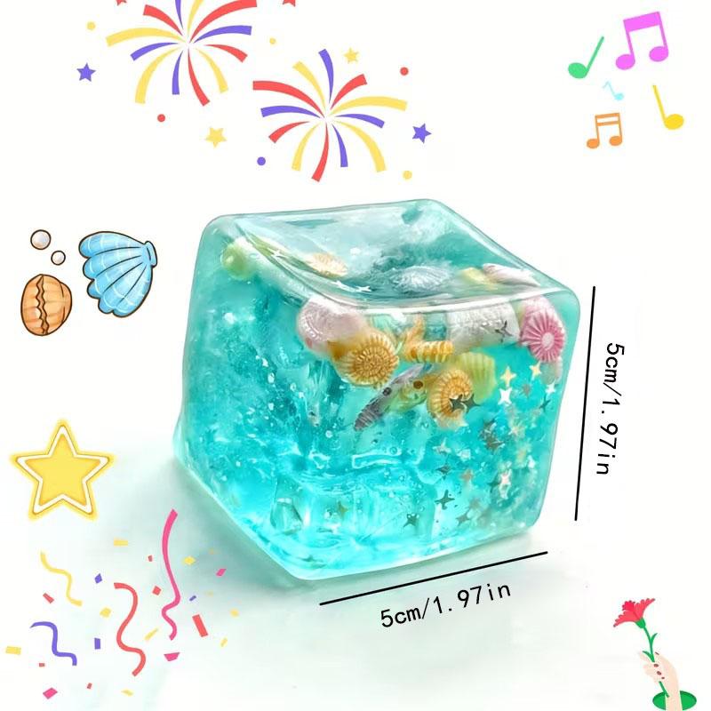 New 3D Cartoon Decoration, Infinite Squeeze Stress Relief Cube Toy, Fun Gift for Christmas, Party, Birthday, School Rewards, Great Grandchild Present