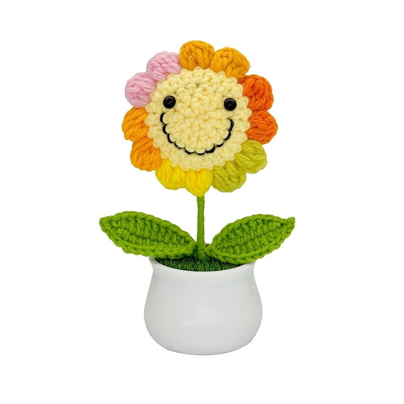 Handwoven sunflower head bouquet potted pen holder, simulated bouquet, preserved flower decoration