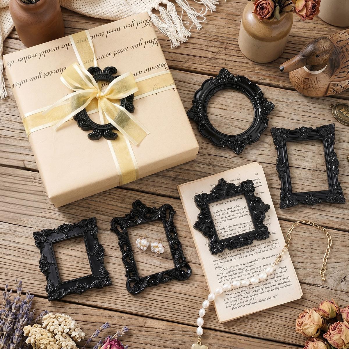 European Resin 3D Pattern Frame Decorative Item, Multiple Styles Available, Suitable for Various Scenes and Home Styles, Mini House Decoration, Holiday Atmosphere Decor, Gift Box Decor