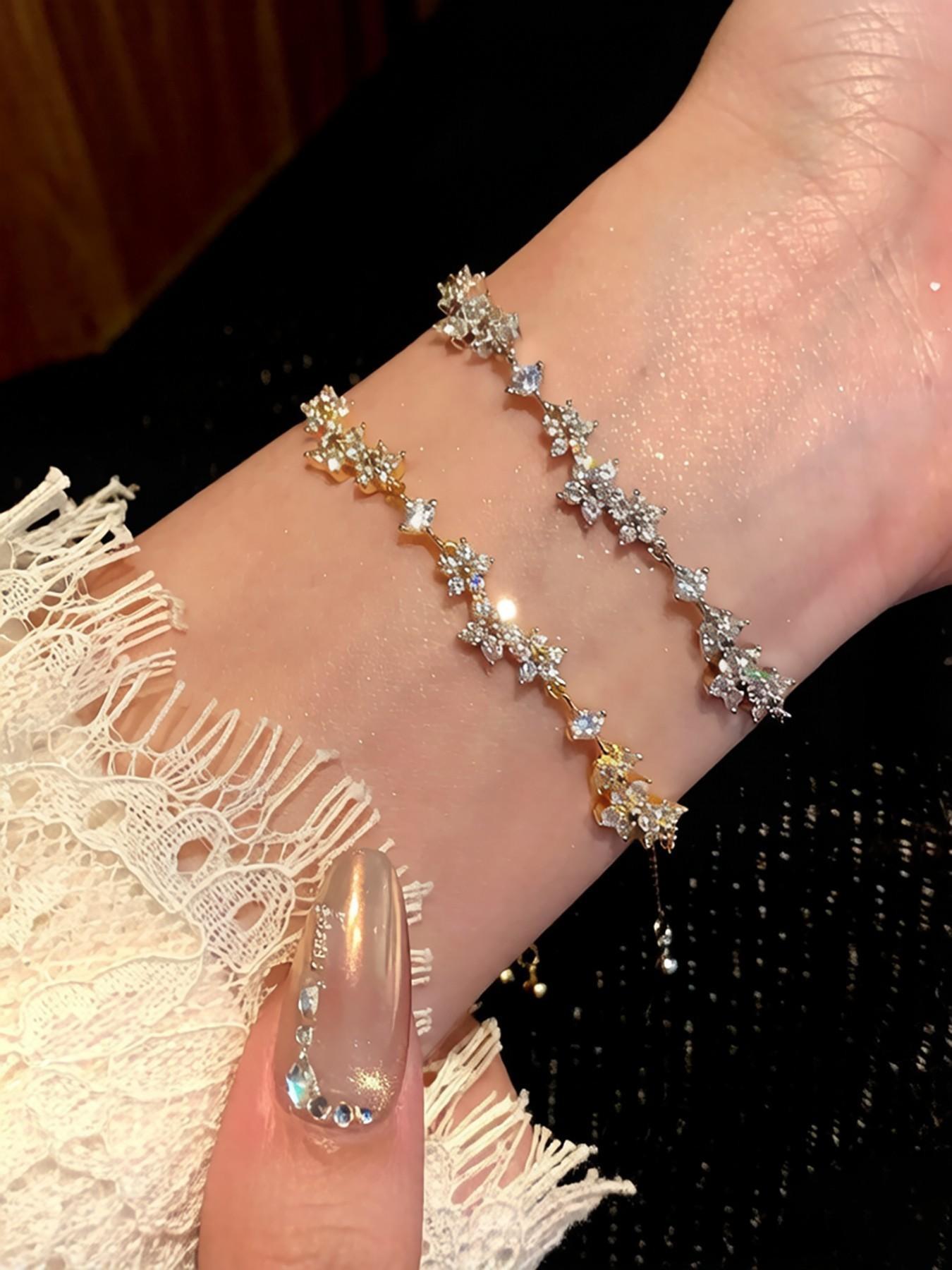 Elegant Rhinestone Clover Flower Bracelet, Ladies' Evening Party Jewelry, Stylish Accessory for Special Occasions, Unique Handmade Design