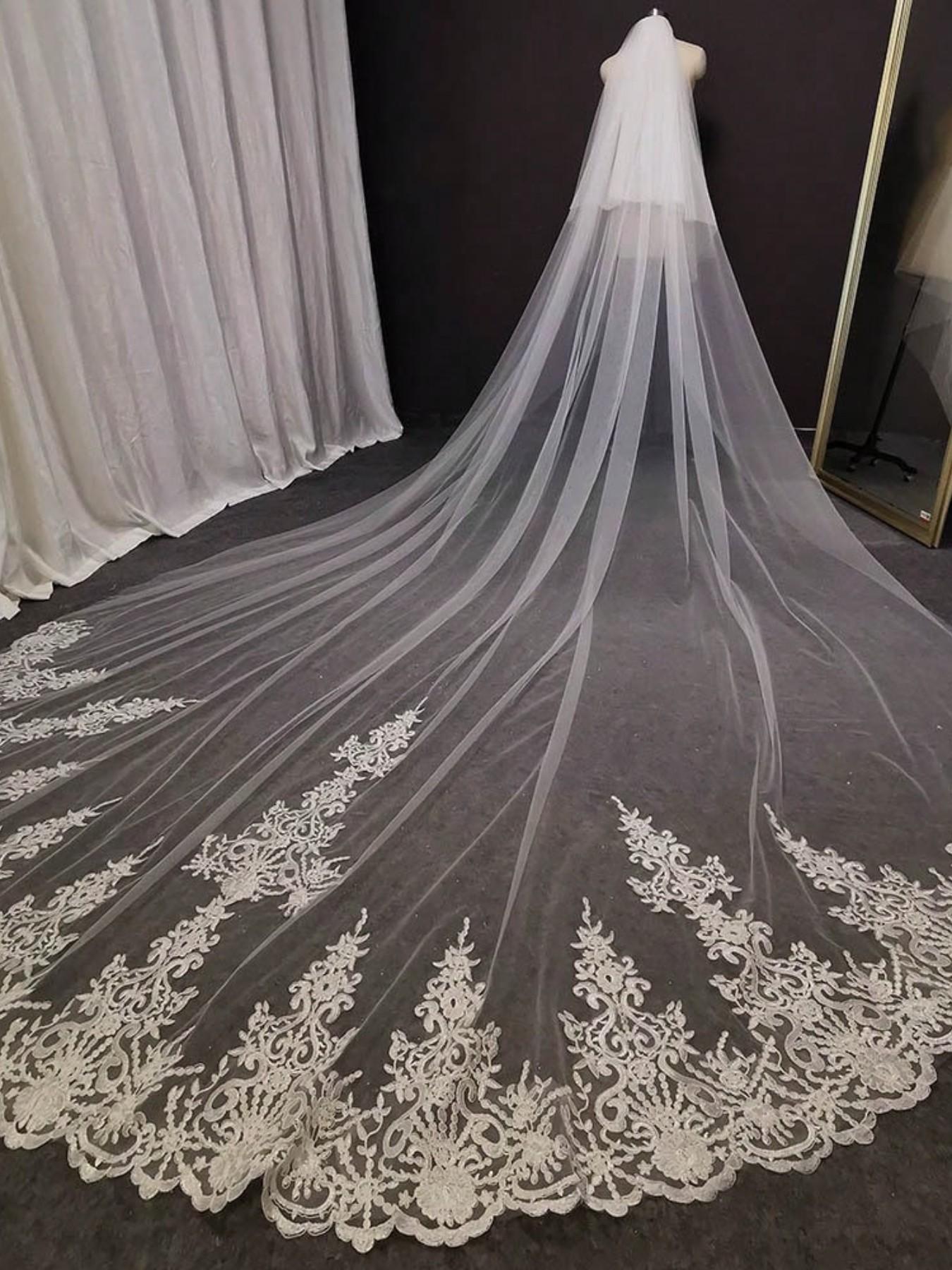 1pcs Cathedral Length Lace Edge Wedding Veil 3M Long Soft Tulle Bridal Veil with Elegant Embroidery Appliqué, Classic Ivory Bride Veil for Ceremony & Photoshoot