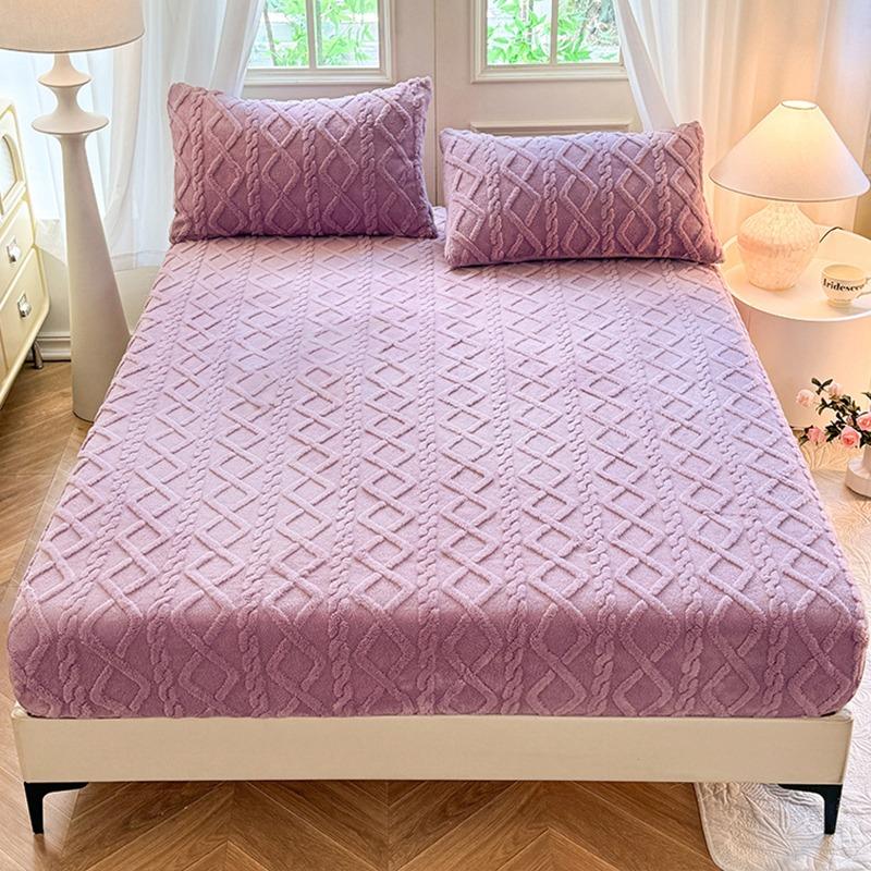 King Queen Size Diamond Pattern Bed Sheet Set, Soft Washable Fabric, Deep Pocket Design, Includes 1 Fitted Sheet and 2 Pillowcases #GLOBAL PICKS