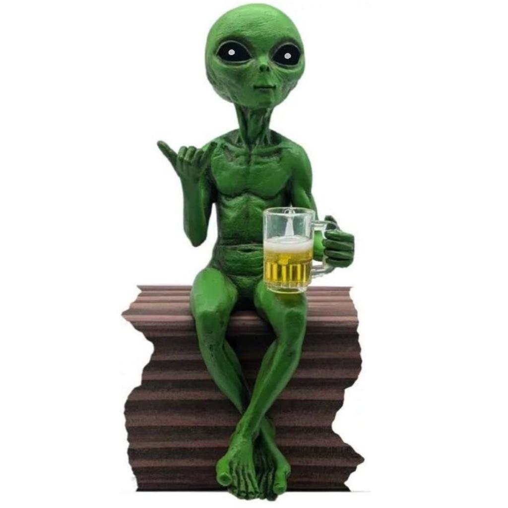 Alien Figurine Holding Beer Mug, Desktop Shelf Display Decor, Perfect for Halloween Decoration, Fun Humorous Home Office Accessory