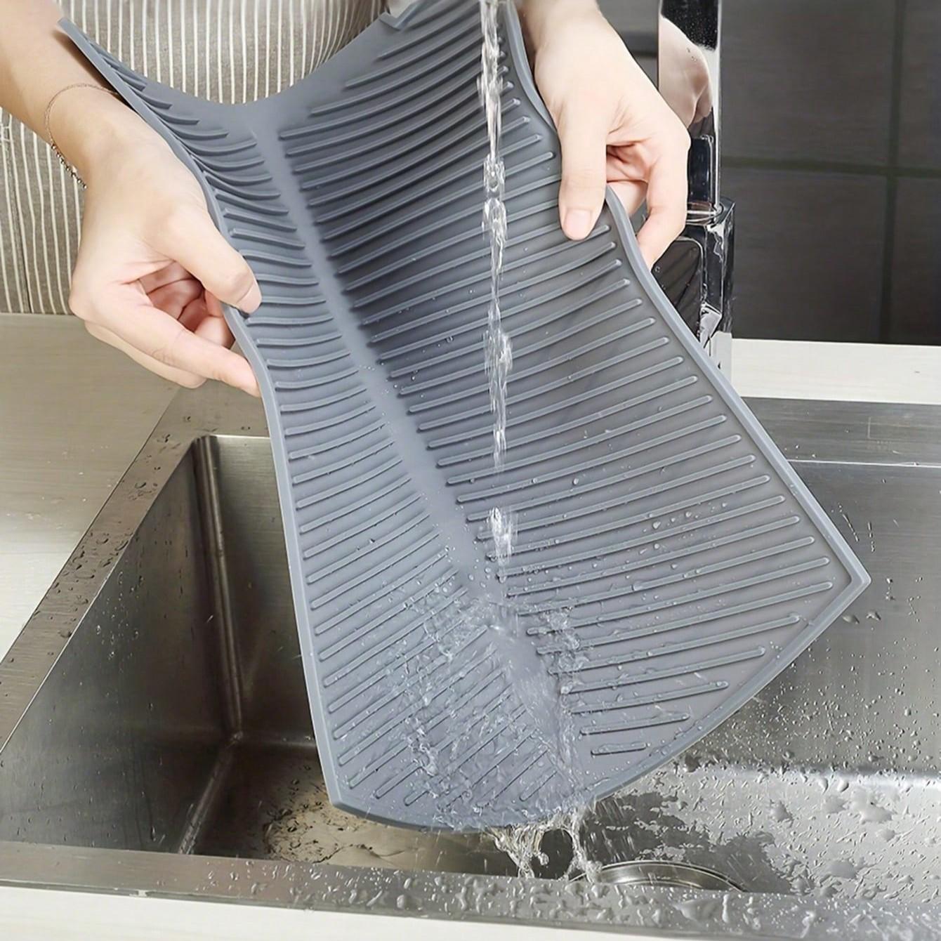 1pc Multifunctional Silicone Kitchen Drain Mat - Non-Slip, Quick-Dry, Heat-Resistant Dish Drying Mat with Water-Control Design, Grey - Ideal for Countertop, Bar & Sink Use