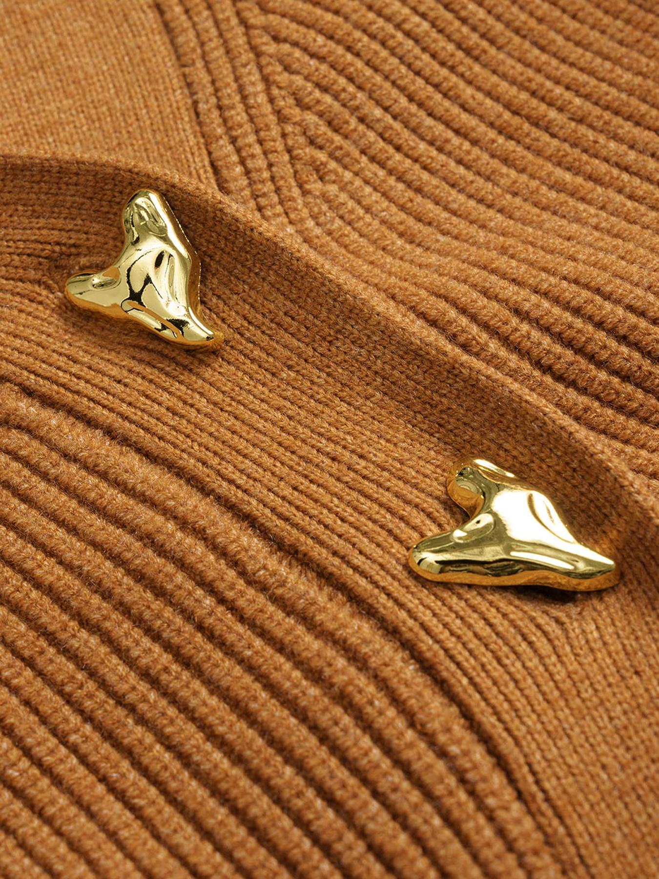 Women's Fall Winter Simple Style Short Cardigan Y-Shaped Metal Button Casual Elegant Waist Cinched Split Sweater Jacket Knitwear