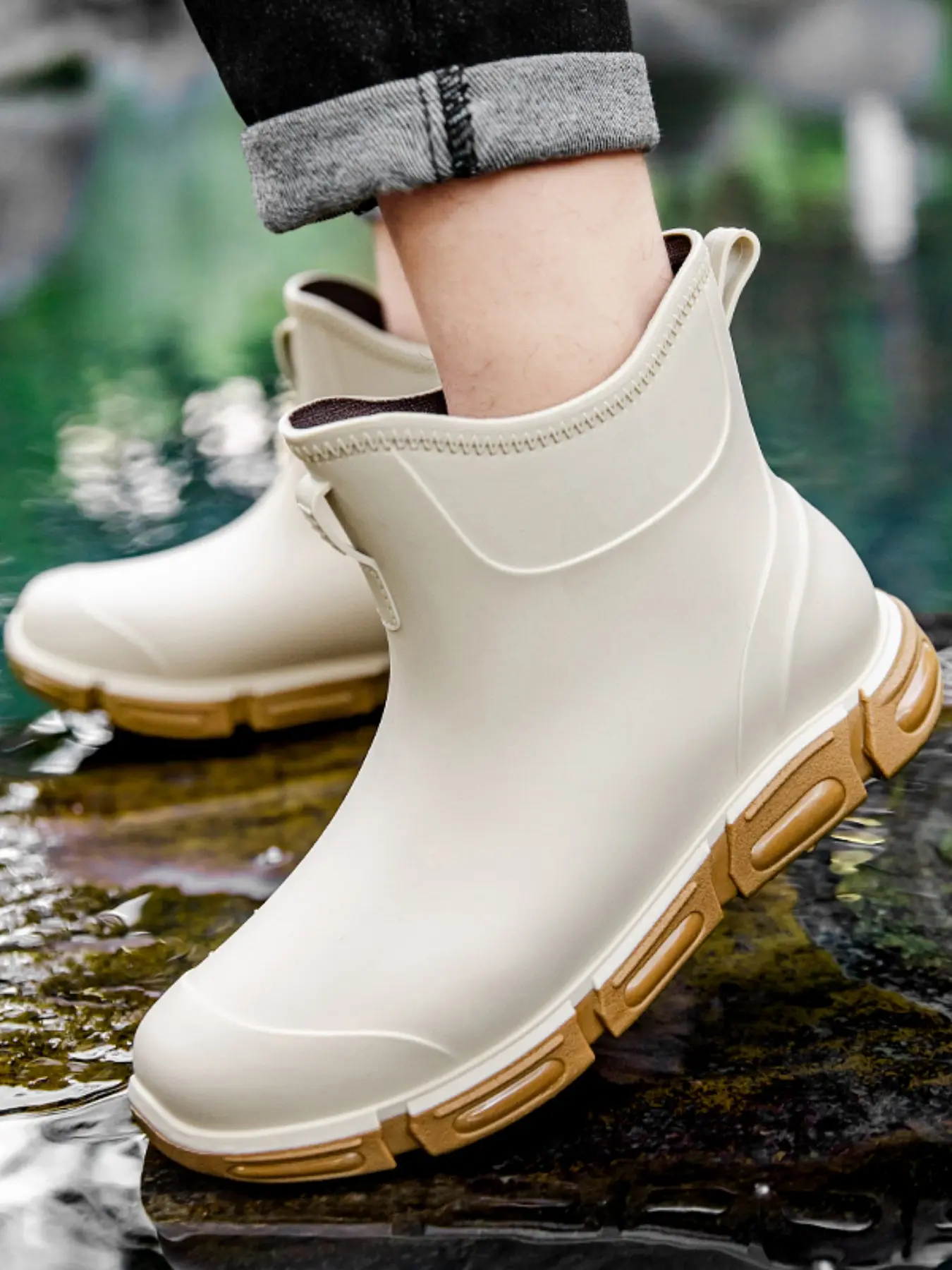 Men Fashion Short Ankle Rain Boots, Waterproof Non Slip Rubber Boots Lightweight Outdoor Garden Fishing Casual Water Shoes