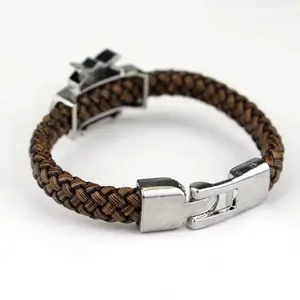 Anime Attack on Titan Bracelet Trend Personality Bracelet Men's and Women's Bracelet Hip Hop Style Unisex Party Accessories