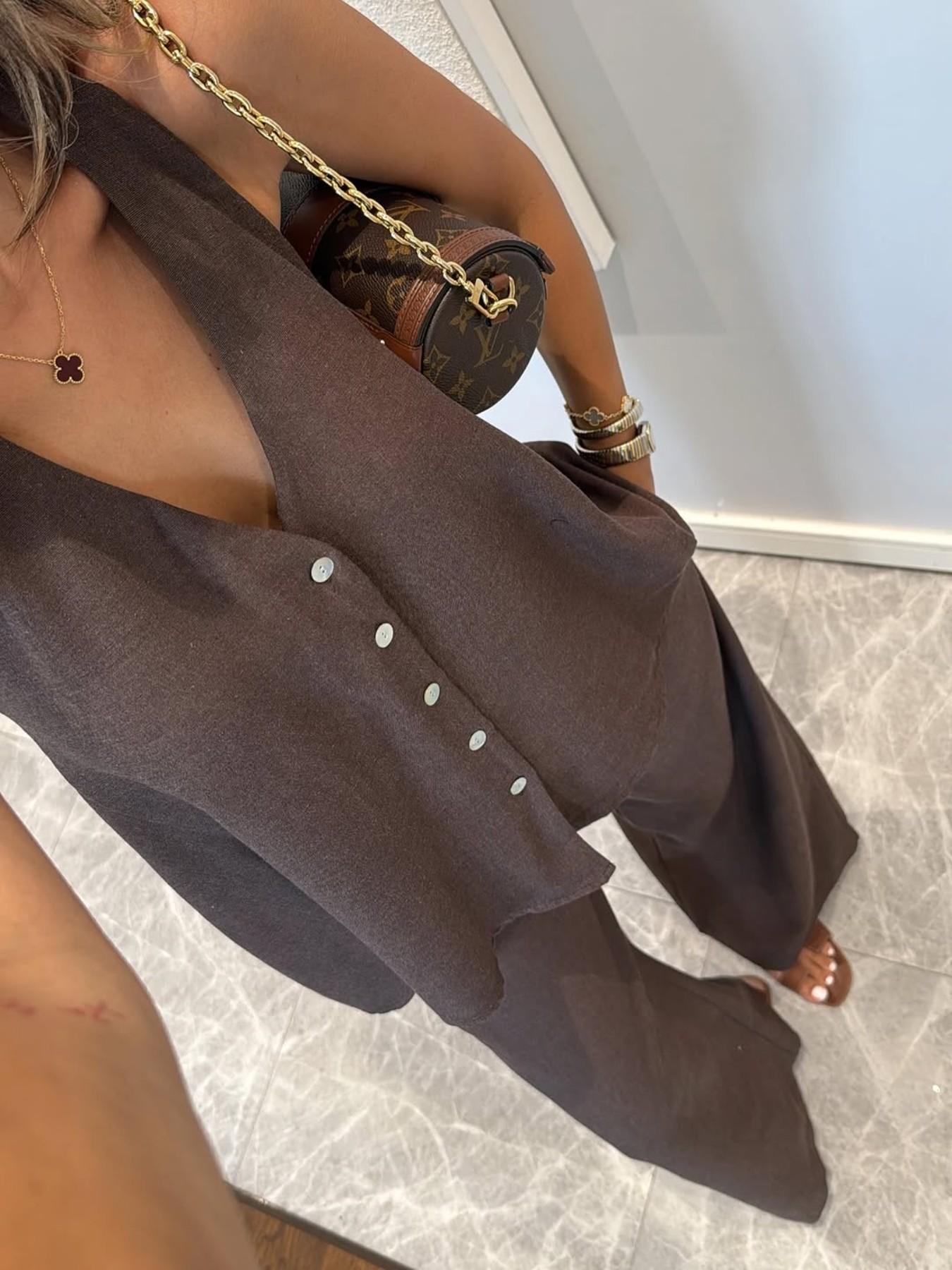 Women's Casual Vacation Style Halter Neck V Neck Backless Tie Back Sleeveless Crop Top with Wide Leg Pants Set Women's Casual Vacation Style Halter Neck V Neck Backless Tie Back Sleeveless Crop Top with Wide Leg Pants Set