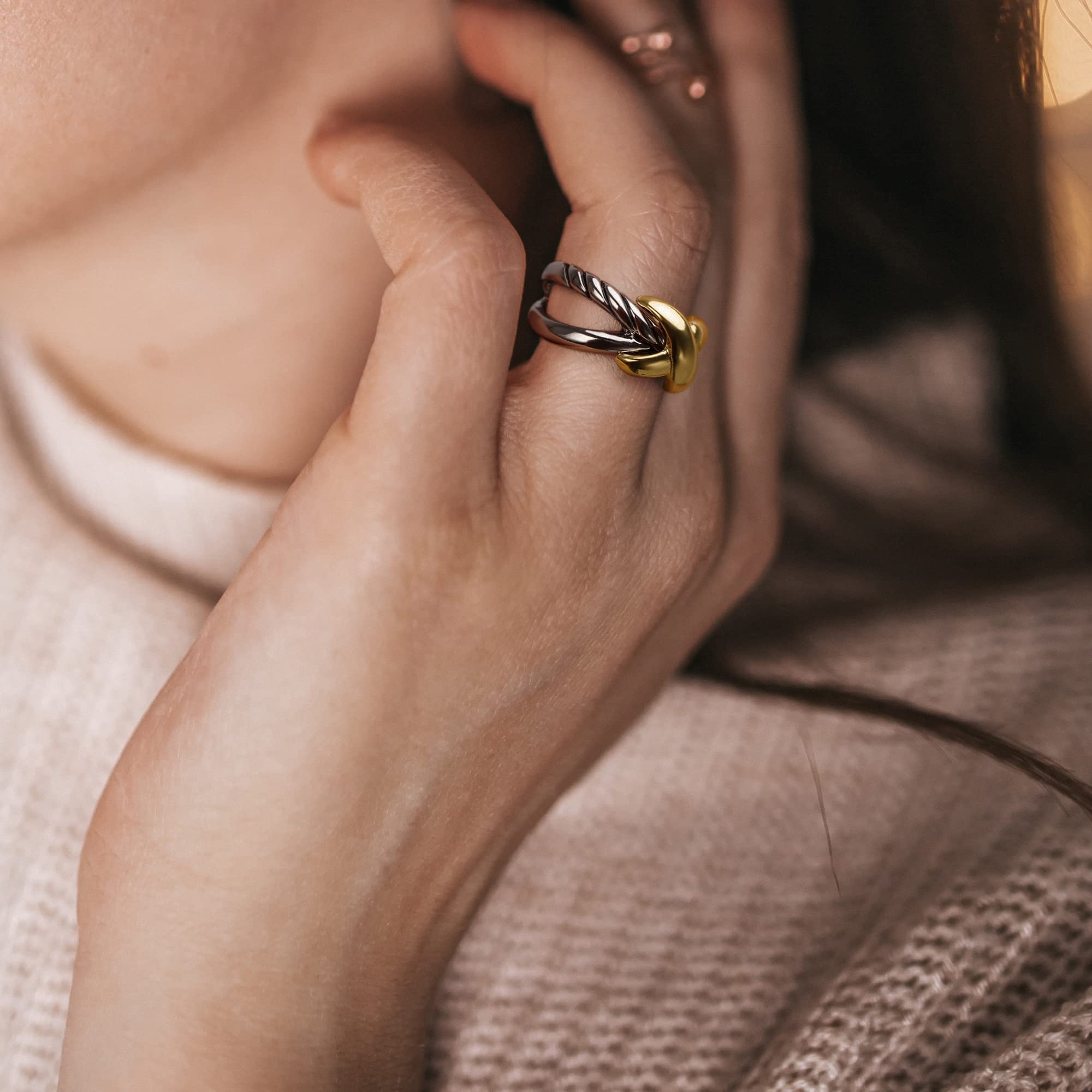 Mytys Butterfly Two-Tone Cross Rings Fashion Statement Ring X Chunky Vintage Twisted Cable Wire Hollow Ring Jewelry Gifts for Women Girl