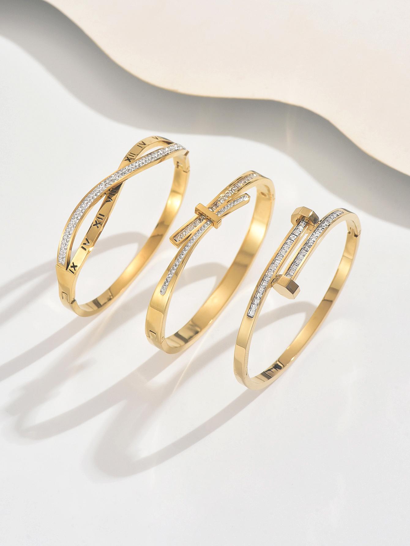 Women's Bangles Set, Stainless Steel Heart Design Jewelry, Casual Style, All-Season Wear, Lucky Charm Accessory, Trendy Stack Bangle