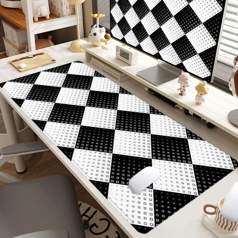Black And White Geometric Diamond Desk Pad Gaming Mousepad XXL Mouse Pad For Laptop Desk Mouse Pad Extra Large With Non-Slip Rubber Base Stitched Edges Surface For PC Gamers Office Workers & Home Use