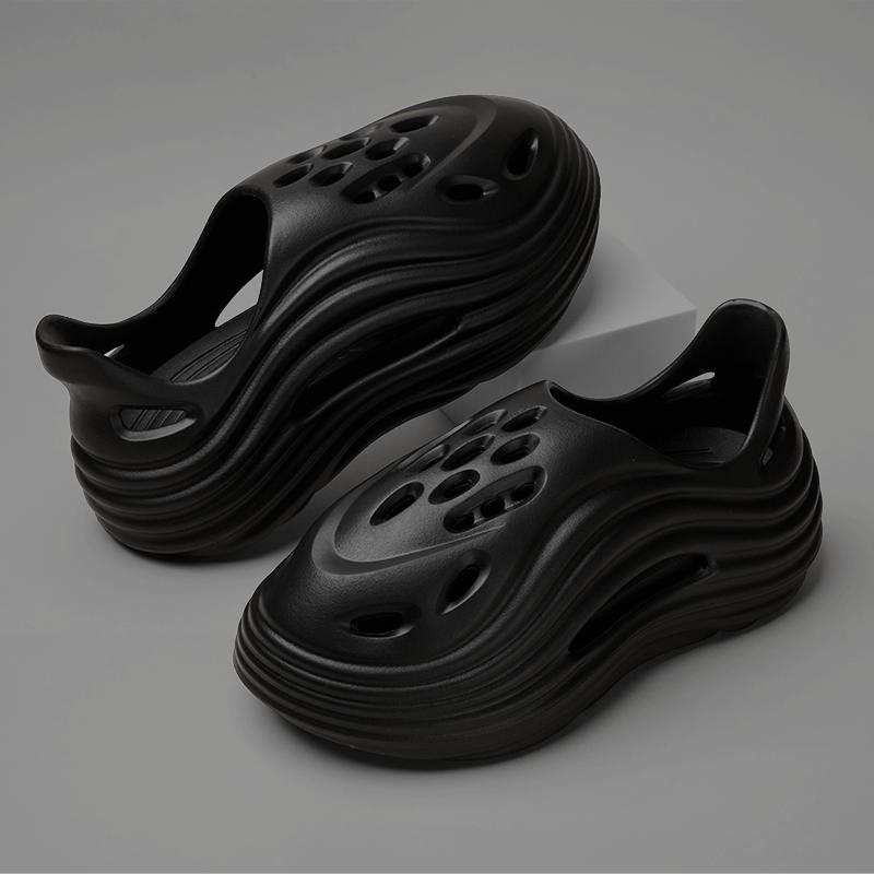 GRIP&GO Men's Alien Fashion Slip-On Sandals EVA Lightweight Outdoor Shoes Non-Slip Sole Soft Comfortable Breathable Tsinelas Black