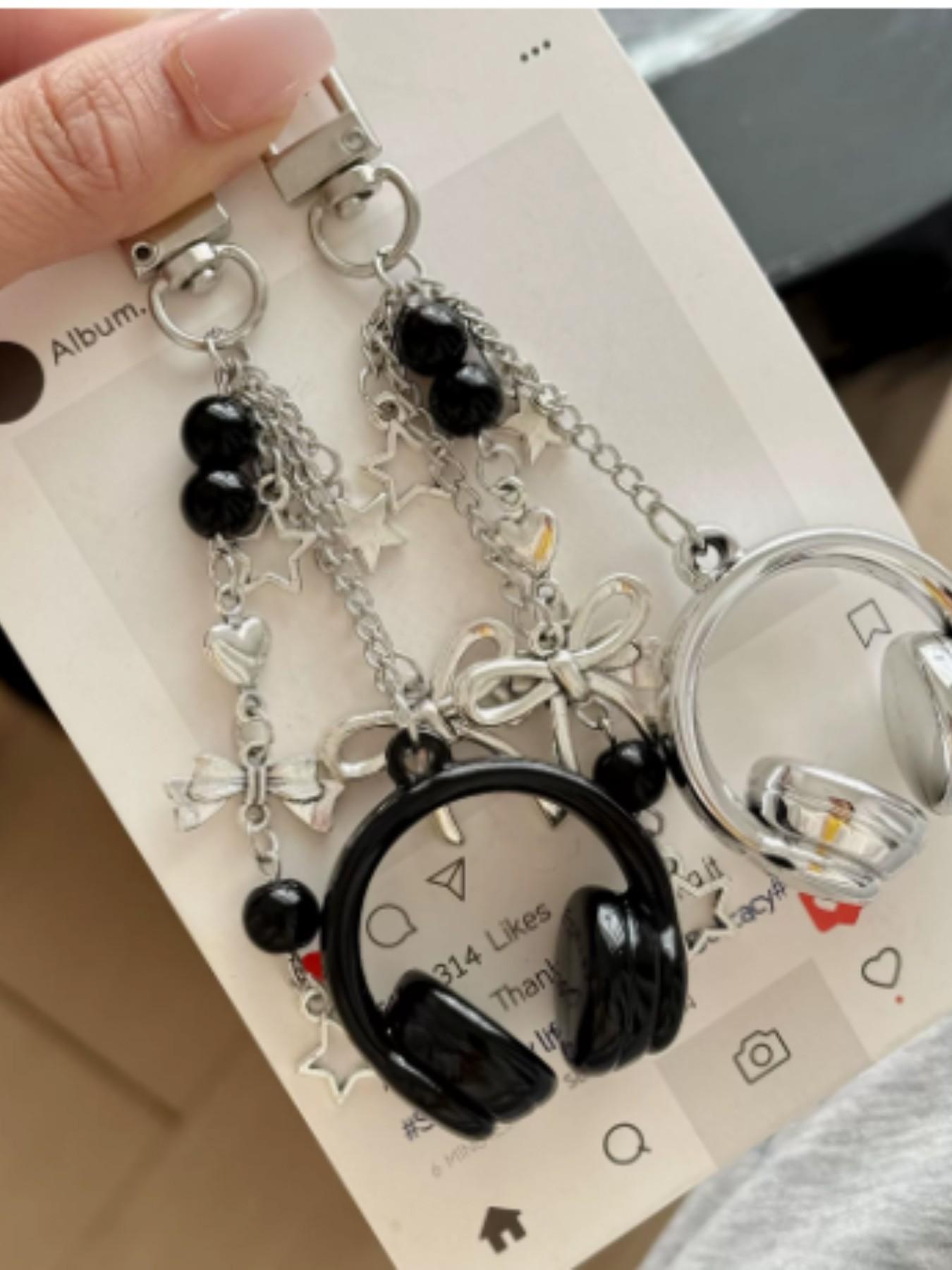 Cute Creative 3D Beaded Earphone Keychain Bag Charm, Headset Phone Strap Pendant,Music Headphone Keyring Bag Keychain Phone Chain Unisex Backpack Pendant Hanging Decoration Accessory,Ideal Gift for Friends/Besties/Family/Couple Black Silver Pink