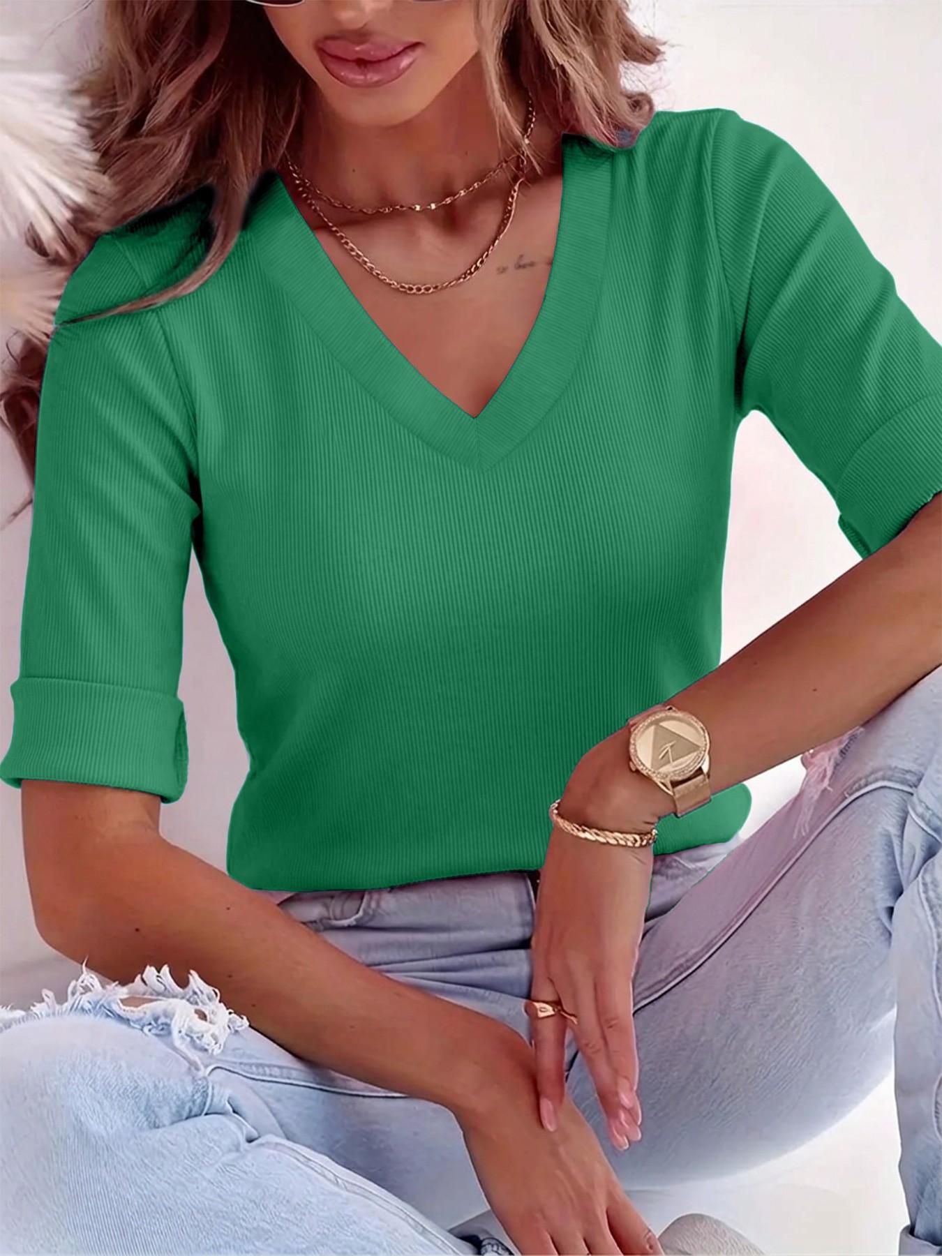 Plus Size Solid V Neck Roll Up Sleeve Tee, Casual Minimalist Streetwear Fitted Soft T-shirt , Women's Plus Clothing for Daily Wear, Everyday Cute Aesthetic Tops, Quality and Durability Jersey, Womenswear