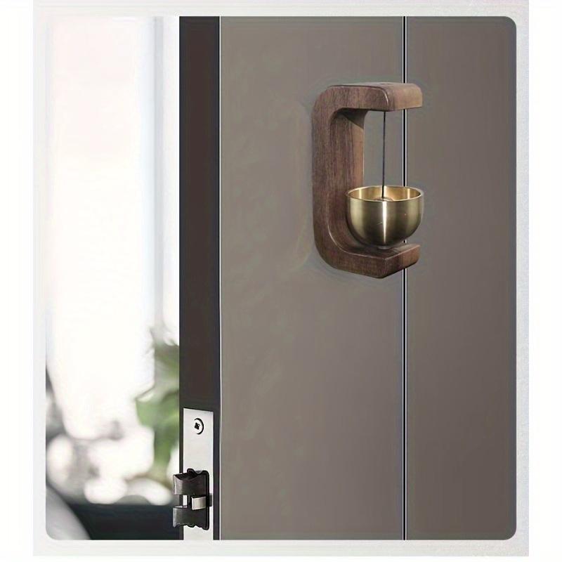 A Japanese-style wind chime with a melodious tone—a traditional hanging bell suitable for home entryways, living rooms, and bedrooms. It serves as both a serene welcoming bell and a unique cultural gift for Zen-inspired decor.