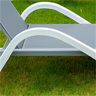 AobtkelPatio Chaise Lounge Adjustable Aluminum Pool Lounge Chairs with Arm All Weather Pool Chairs for Outside,in-Pool,Lawn (Gray, 1 Lounge Chair+1 Plastic Table)