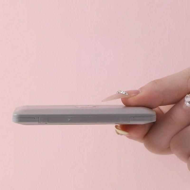 Creative Mini Computer Mirror Notebook Portable Foldable Apple Makeup Mirror, Compact Travel Vanity Accessory, Essential Gadget for On-The-Go Styling, Portable Trifold Mirror, Travel Hand Mirror