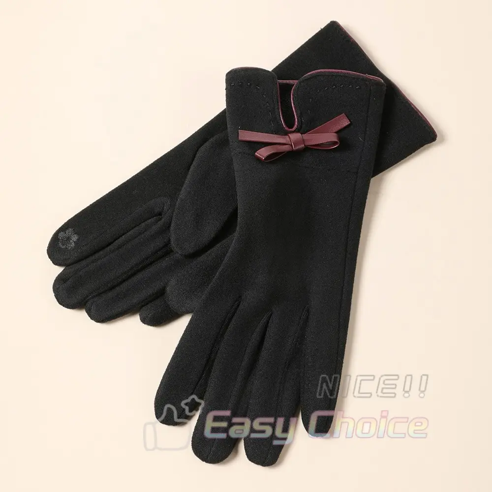 Medium Butterfly - German Velvet Black