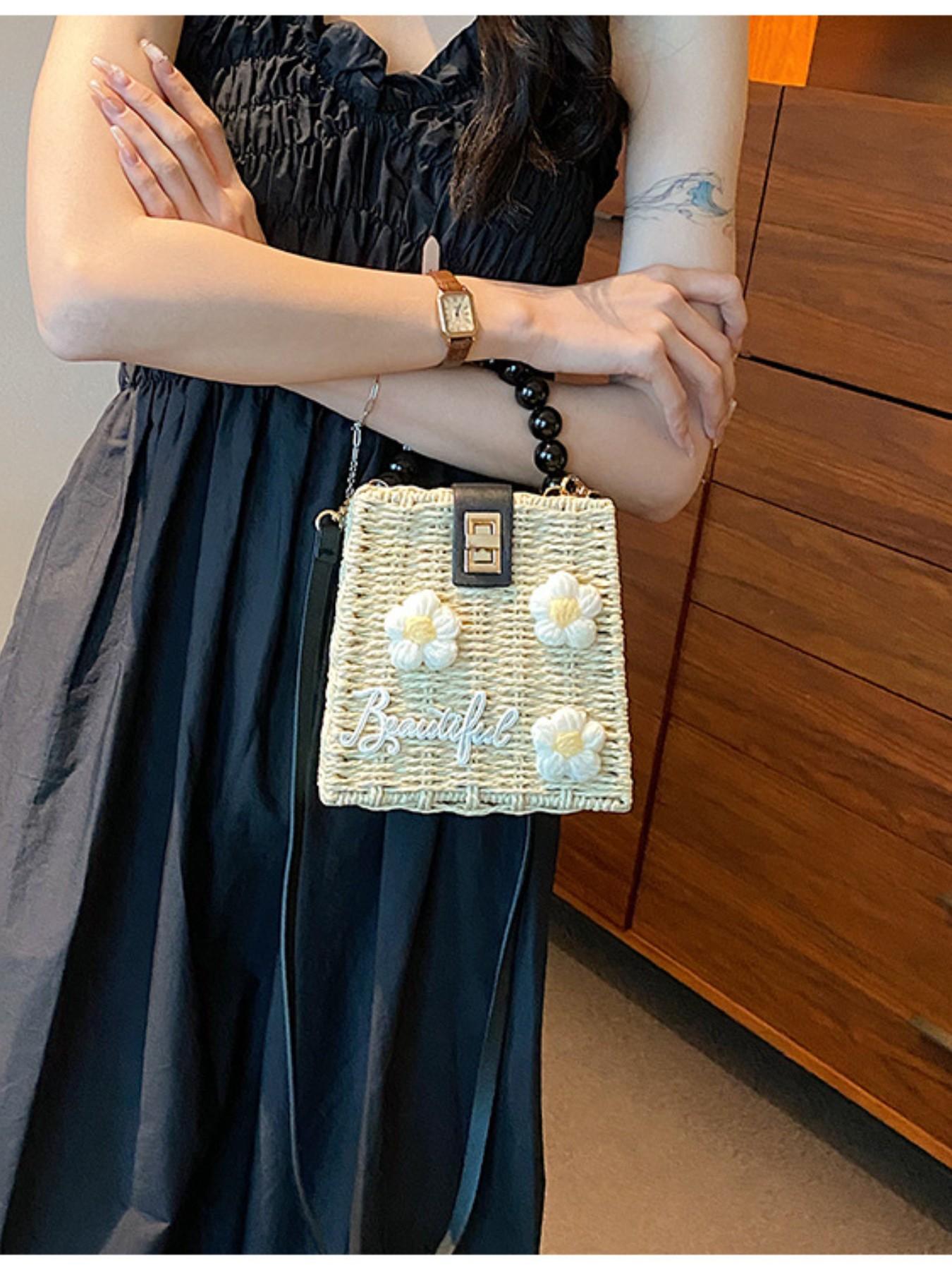 French Straw Handbag 2026, Cute Beach Crossbody Bag, Trendy Shoulder Bag, Stylish Woven Backpack, Fashionable Accessory