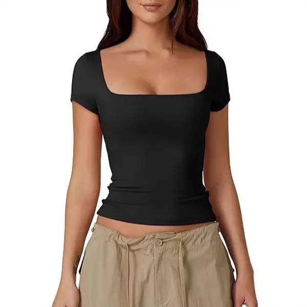 Women's slim-fit, figure-flattering, cropped solid color square-neck top, gentle short-sleeved square-neck shirt