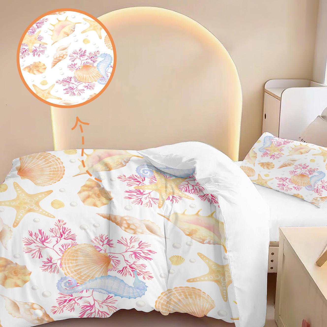 seashell-patterned bedding set includes one duvet cover and one pillowcase (filling not included). It is soft, lightweight, and perfect for family bedrooms and children's rooms.
