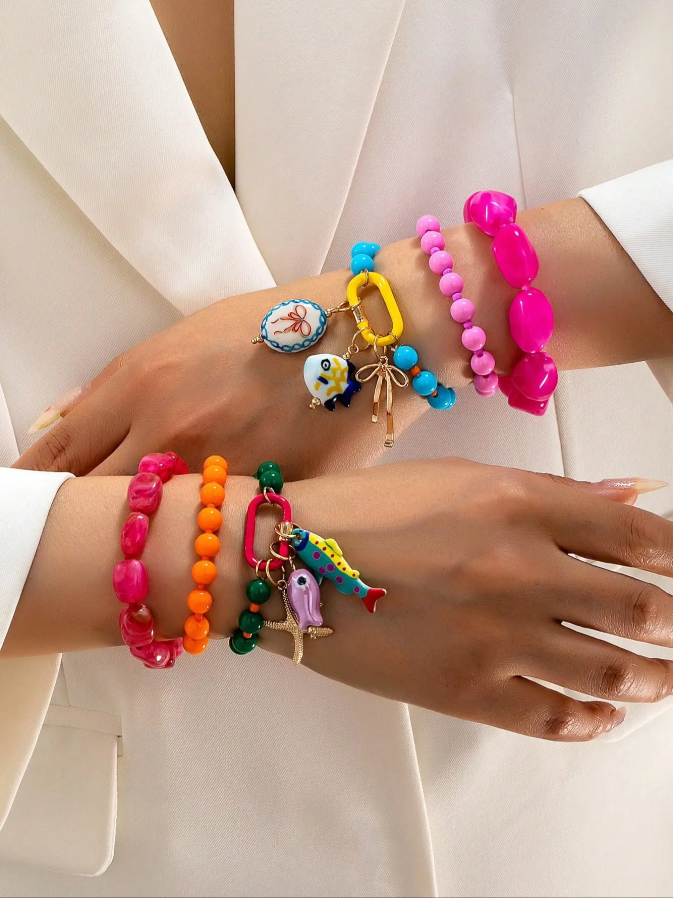 6Pcs Y2K Summer Ocean Fish Charm Beaded Stackable Fashionable Bracelet, Multicolor Resin Beads Bracelets Stacking, Dopamine Funky Bracelets for Women, Matching Bracelets Beaded Bracelet Set, Stacked Bracelets