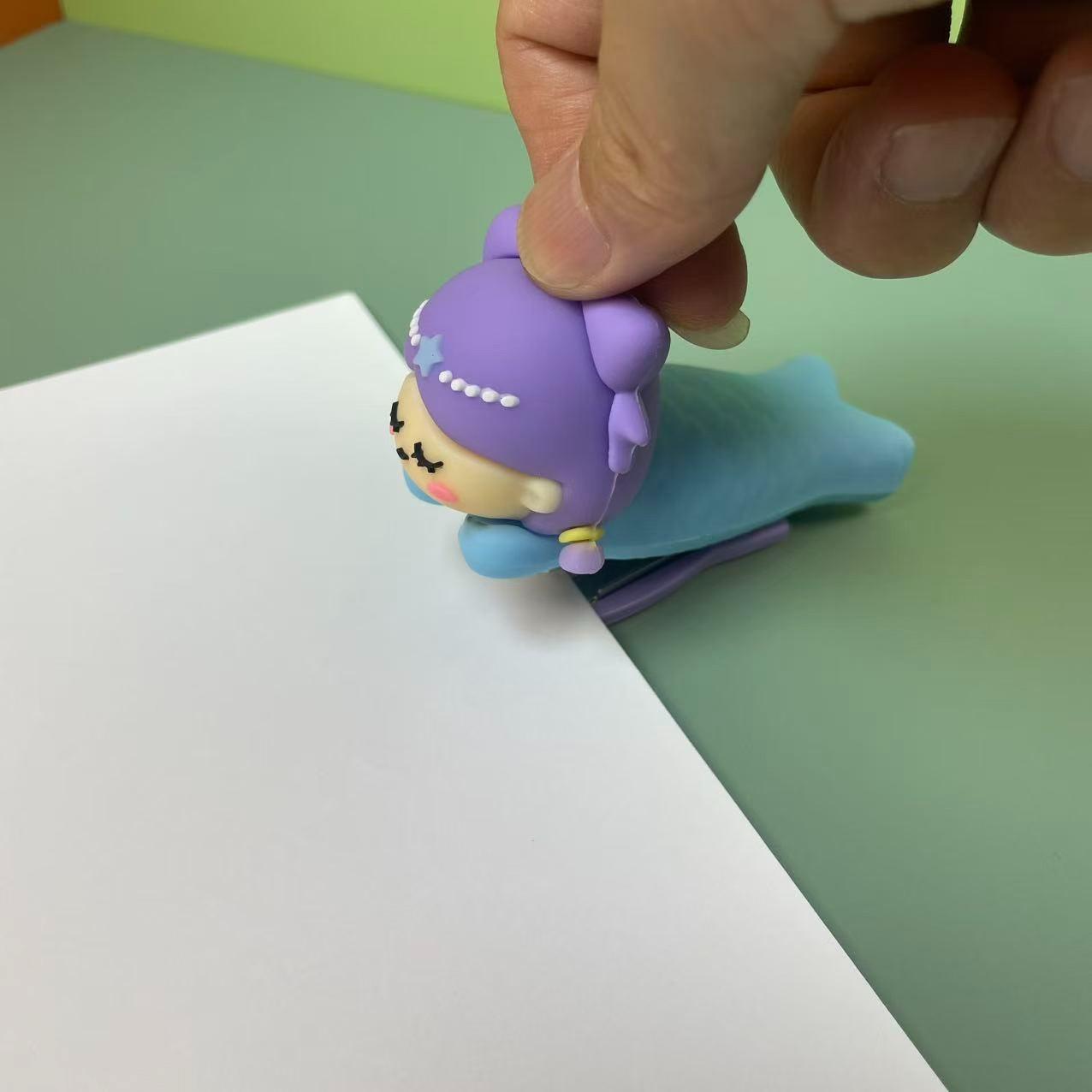 Mermaid Cartoon Stapler Set with 500 Staples, Comfortable Binding, Versatile, Ideal for Home School Office Classroom Supplies, Cute Design, Essential Stationery