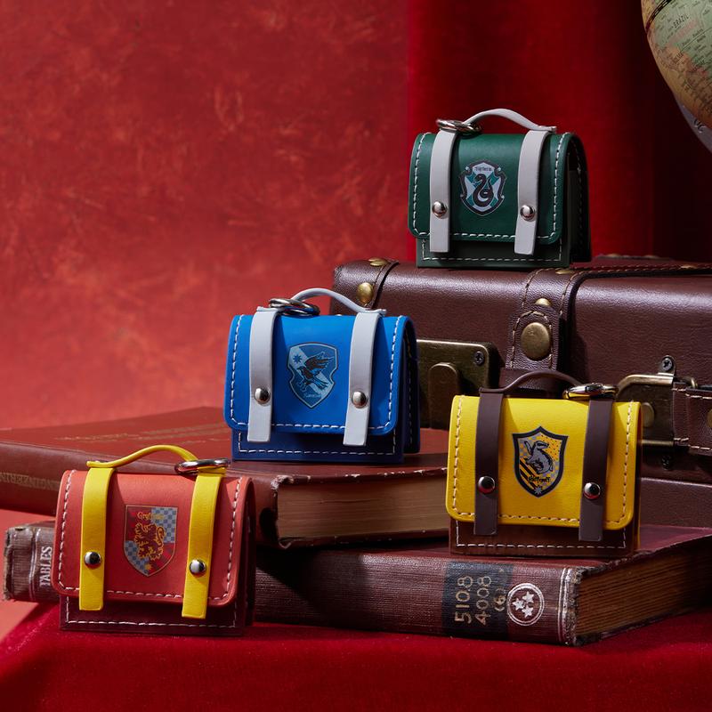 Harry Potter Preppy British Style Comapct Earphone Protective Case with Magnetic Buckle – Hufflepuff Ravenclaw Slytherin Gryffindor – Stylish and Secure Durable Design for Airpods, Earbuds, Headphones Harry Potter Preppy British Style Comapct Earphone Protective Case with Magnetic Buckle – Hufflepuff Ravenclaw Slytherin Gryffindor – Stylish and Secure Durable Design for Airpods, Earbuds, Headphones