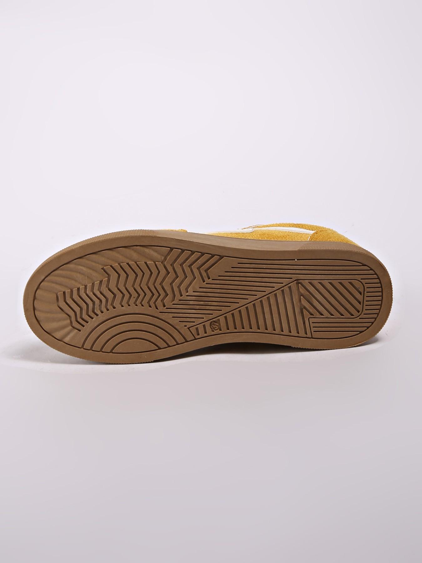 Women's 90s Style Low Top Casual Sneakers, Student Soft Sole Comfortable Flat Walking Shoes, Trendy Retro Athletic Footwear