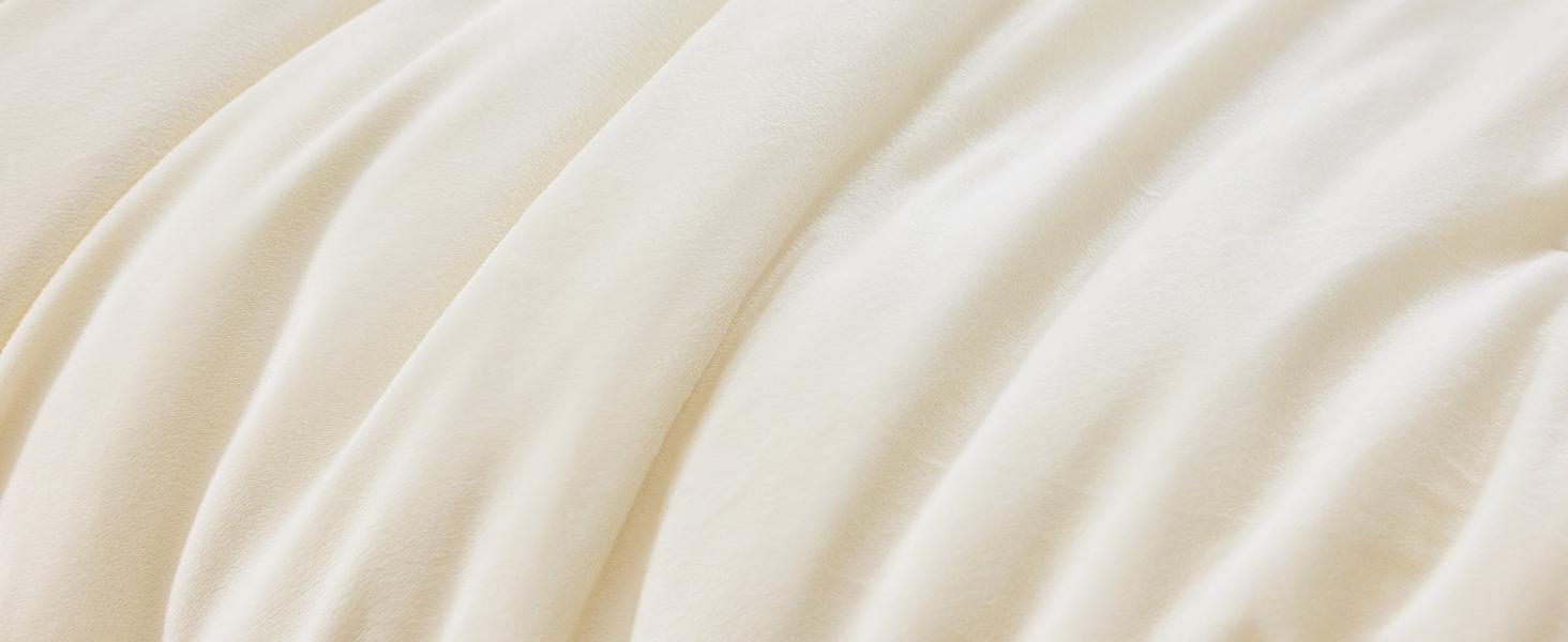 Sasttie Queen Bed Comforter Set 3 Pieces - Super Soft Fleece Bedding Set, 1 Warm Fuzzy Marshmallow Comforter, 2 Pillow Cases, Faux Fur Down Alternative, Cream White, Bedding Sets