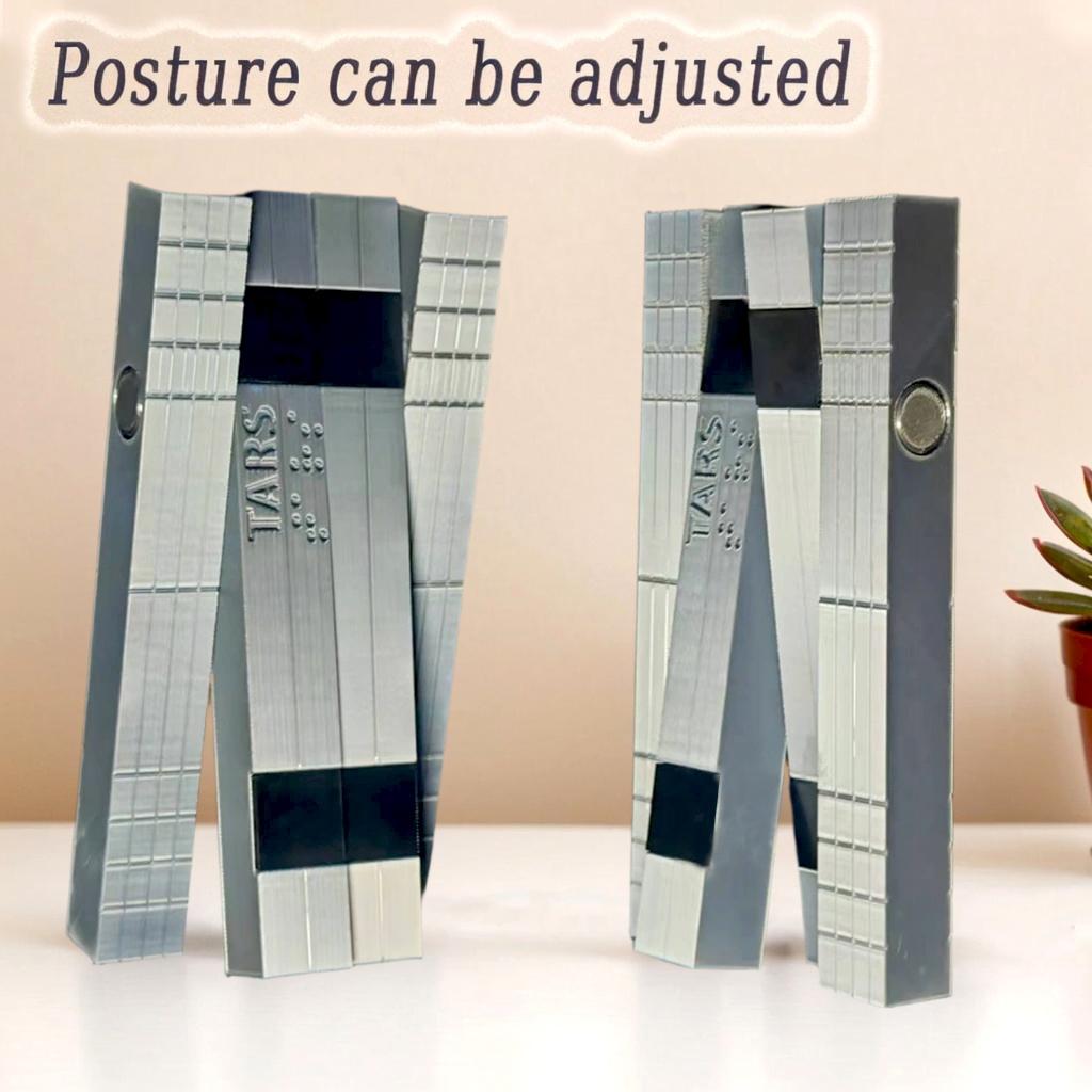 Interstellar Realistic Robot Model Handmade Decoration, Durable Material Design for Home Office Game Desk, Unique Gift Idea for Fans & DIY Players
