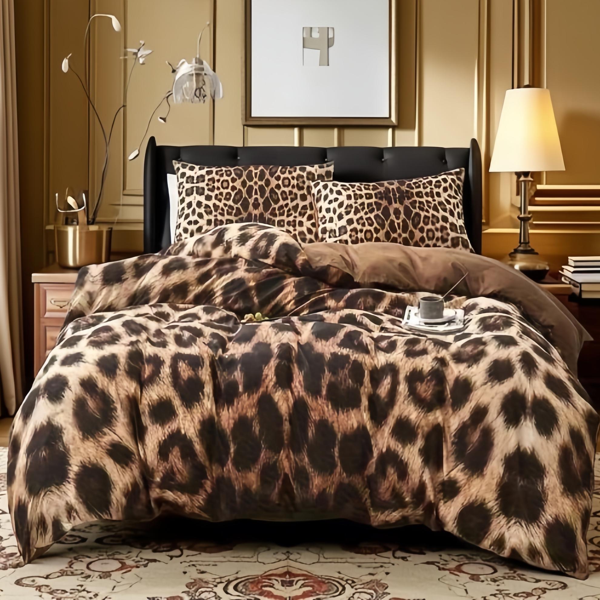 Extra Large Leopard Print Bedding Set, 3-Piece Polyester Comforter and Pillowcases, Modern Style Bedding for All Seasons