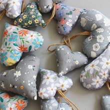 100% Cotton Quilting Squares 5''x5'' Floral Print Precut Bundles Packs for Quilting 5 inch Clearance for Pathwork(Fresh Style)