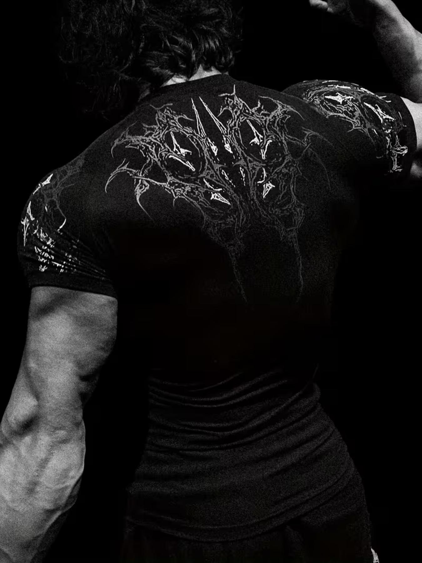 New Men's Trendy Fitted Sports Shirt, Gothic Print Quick-Dry Compression Fitness Top, Short Sleeve Long Clothing, Sporty Geometric Pattern